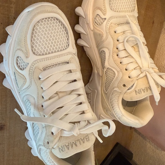 Balmain B-Court (or B27) White/Off-White Low-Top Sneakers — Luxury Streetwear - Picture 3 of 11